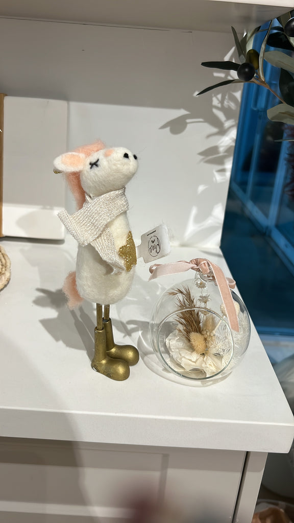 Unicorn wool decor