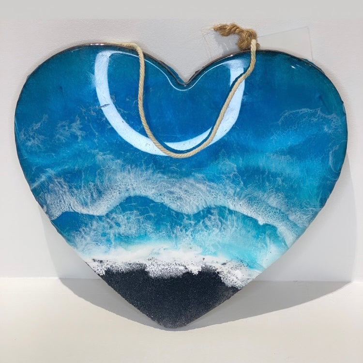 Lo Resin Designs — Wooden Heart Sign