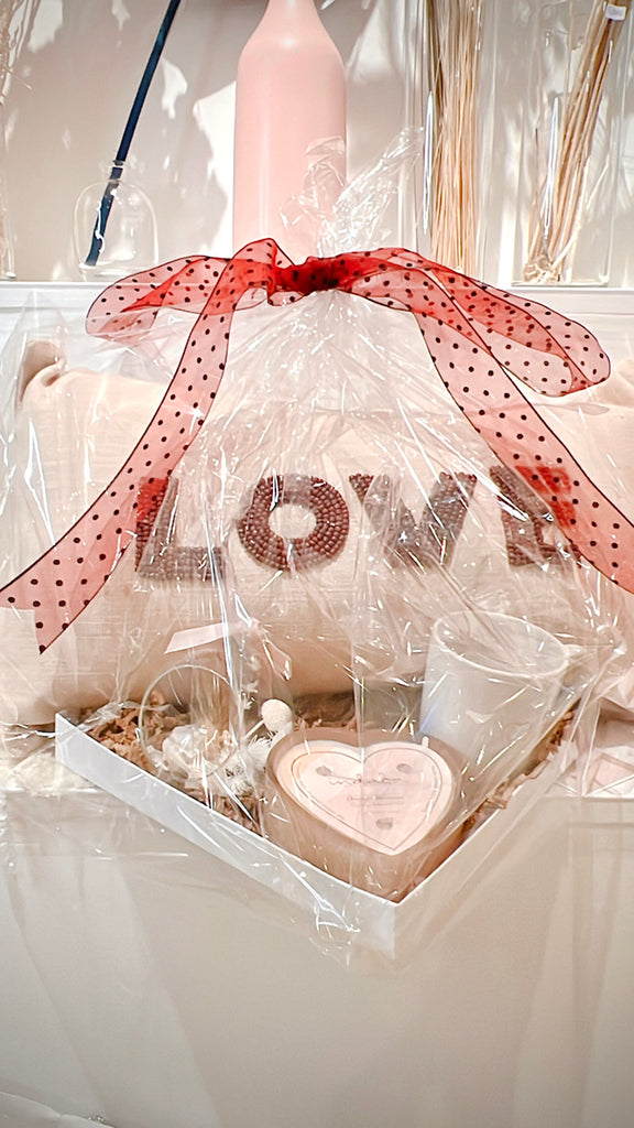 Gift box-LOVE pillow