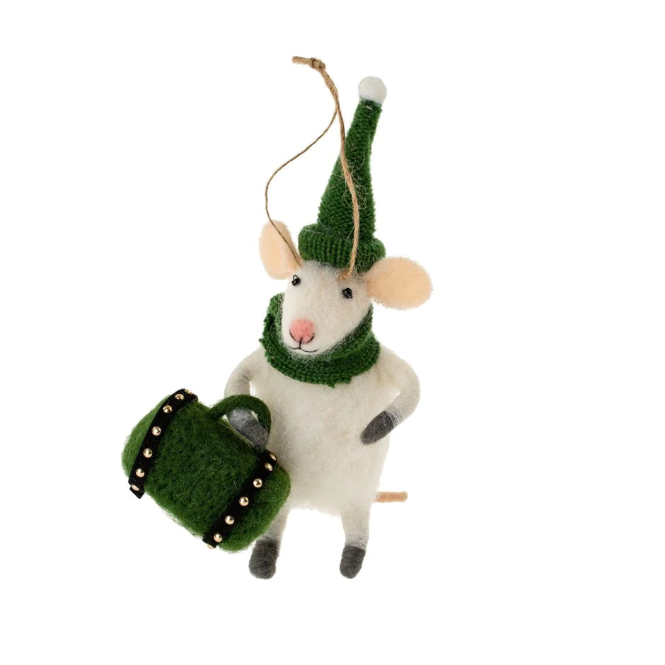 “Weekend Away Wanda” Mouse Ornament