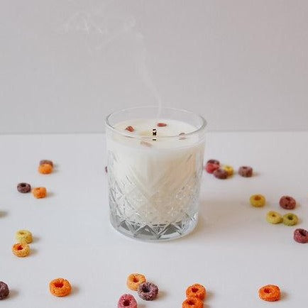 Auratae 2oz Strawberry Quartz Candle - SWEET | Cereal ♡ Vanilla ♡ Citrus | AuraTae
