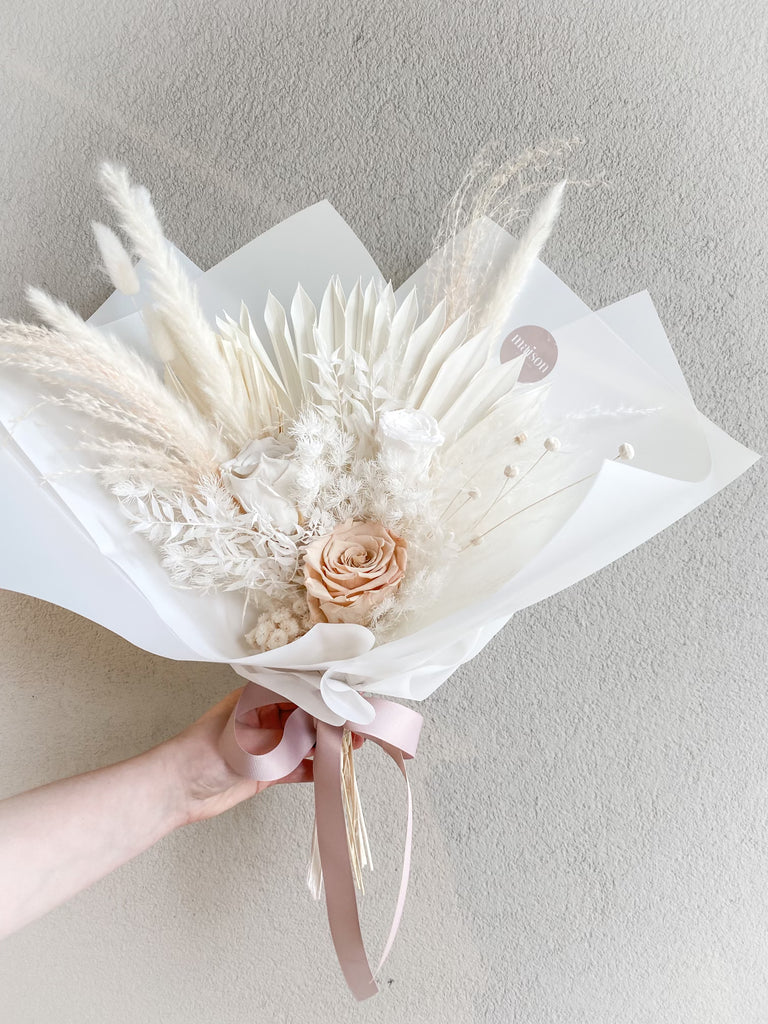 dried flower bouquet